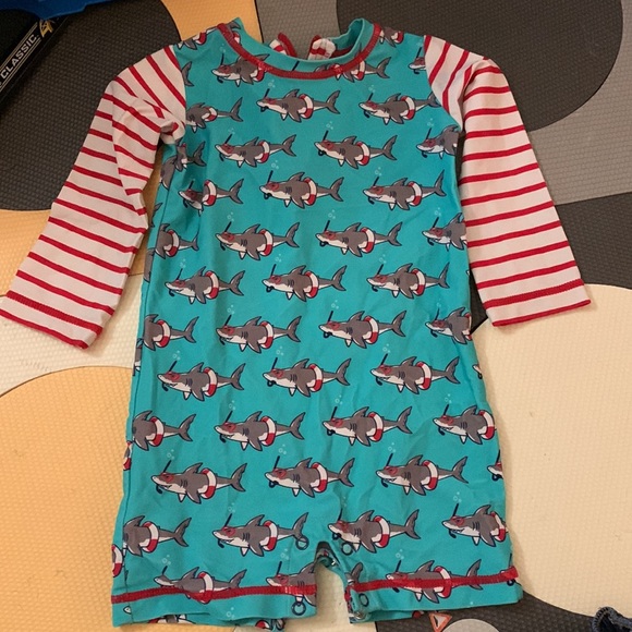 Bundle of 12-18 M clothing - Picture 6 of 7